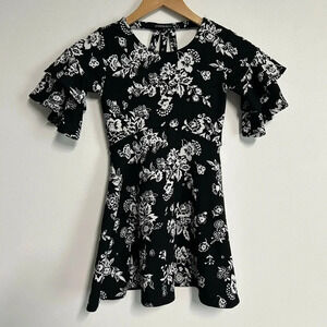 Girls Size 8 Floral Dress Black‎ White Bell 3/4 Sleeve Pageant Wedding